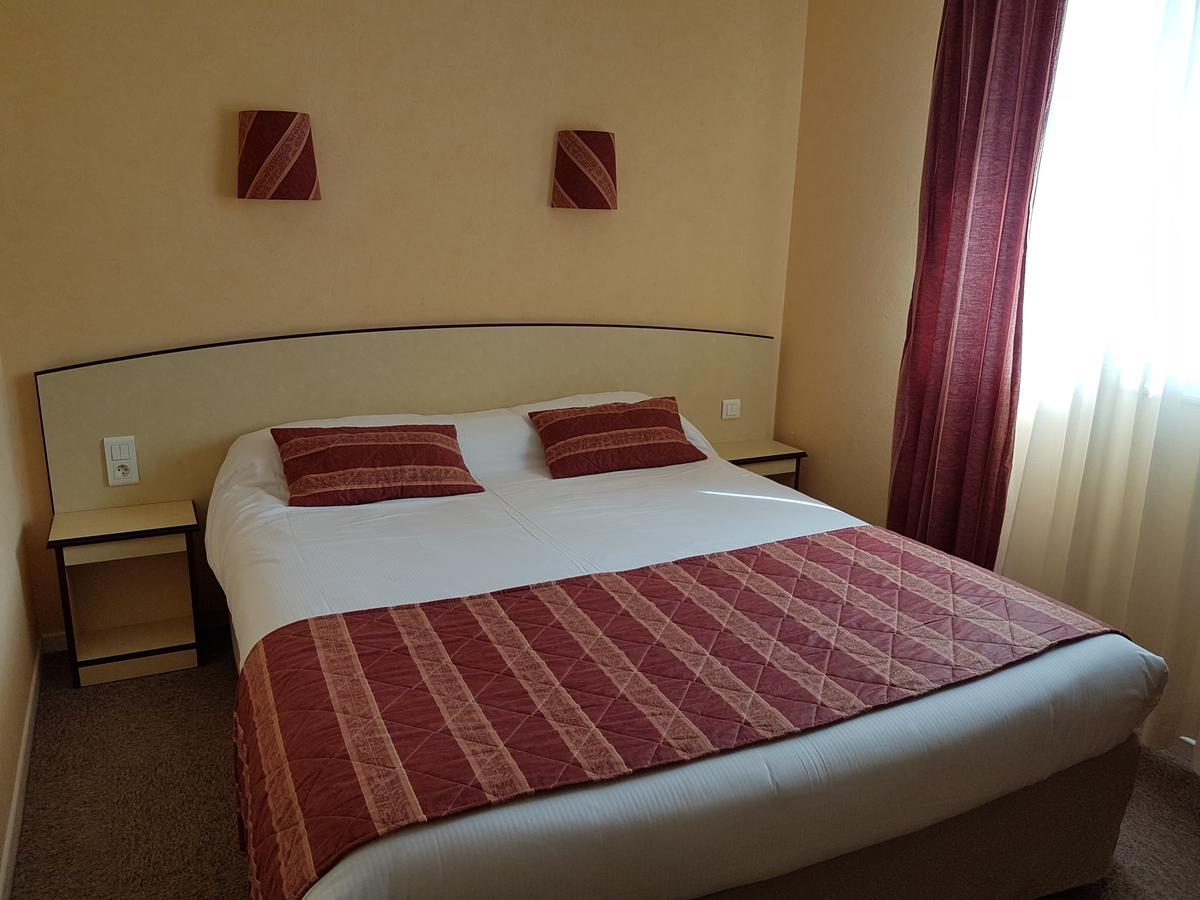 Sainte-Florine Logis Hotel Le Florina מראה חיצוני תמונה
